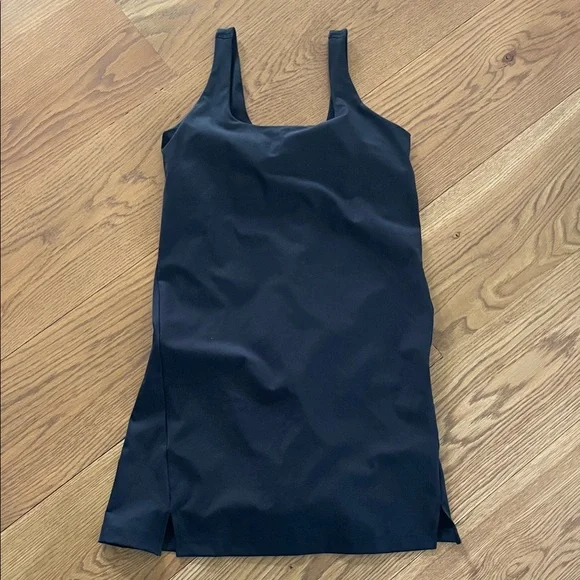 Old Navy Active Black Athletic dress - Picture 1 of 2